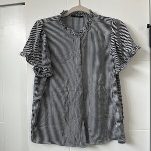 Tahari Airflow Ruffle Neck Short Sleeve Top